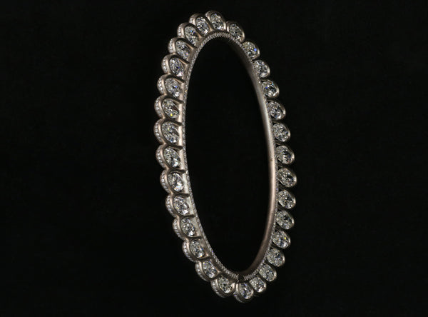 Architrave Moval Bangle