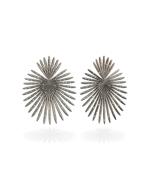 B.O. Palma en titane gris et diamants